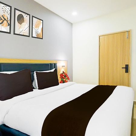 Townhouse Aarav Business Hotel Hyderabad Exterior foto